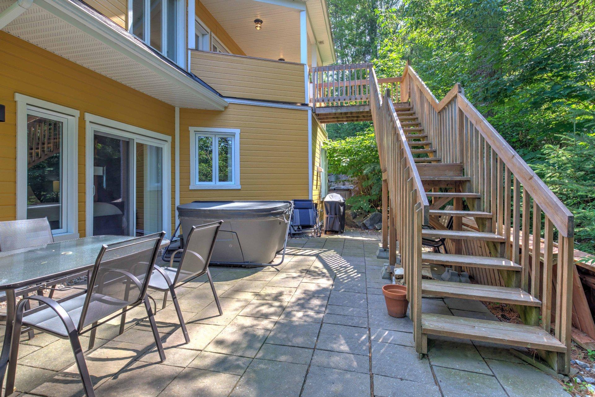 









21


Ch. Burnside

,
La Pêche,




QC
J0X3G0

