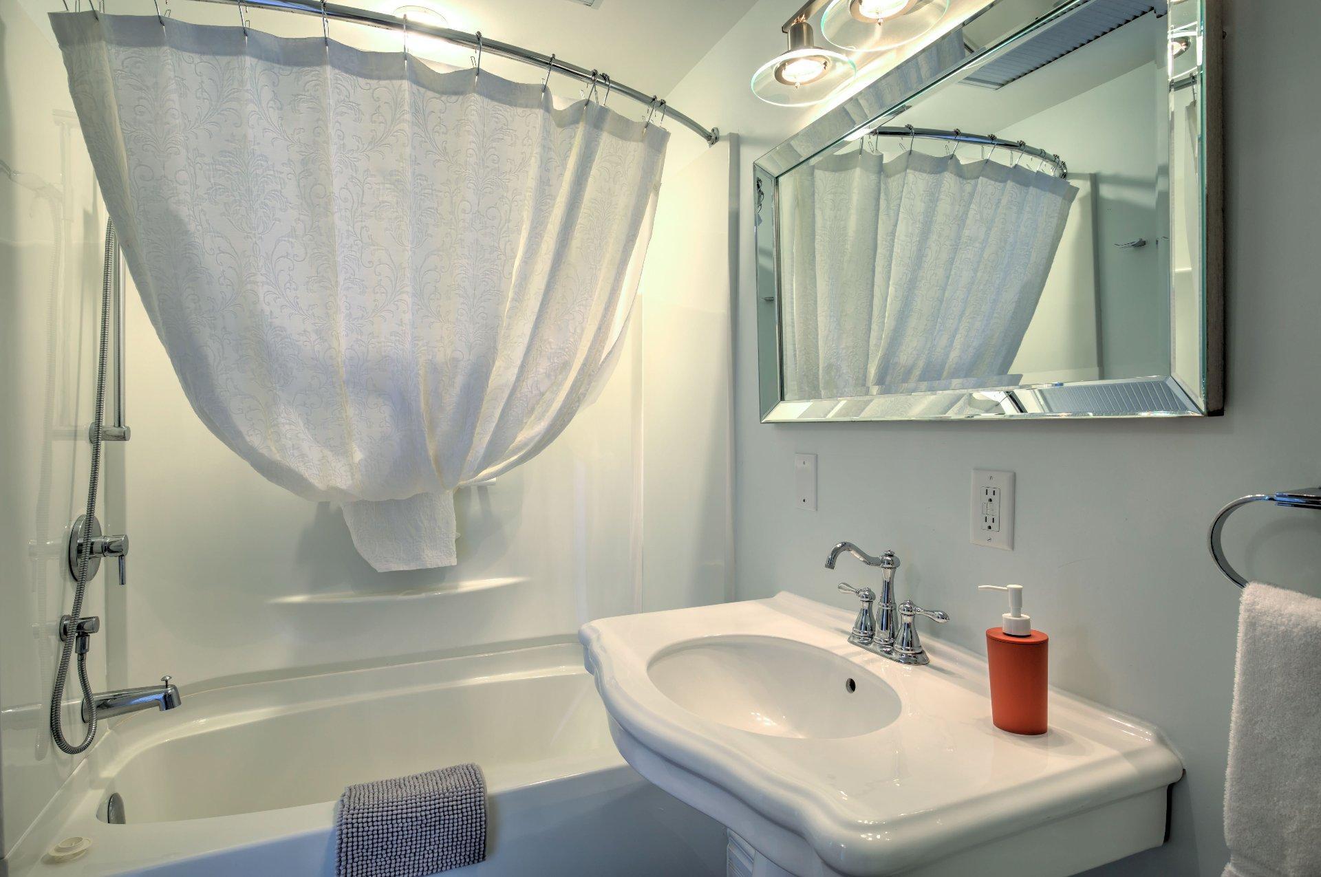 









21


Ch. Burnside

,
La Pêche,




QC
J0X3G0

