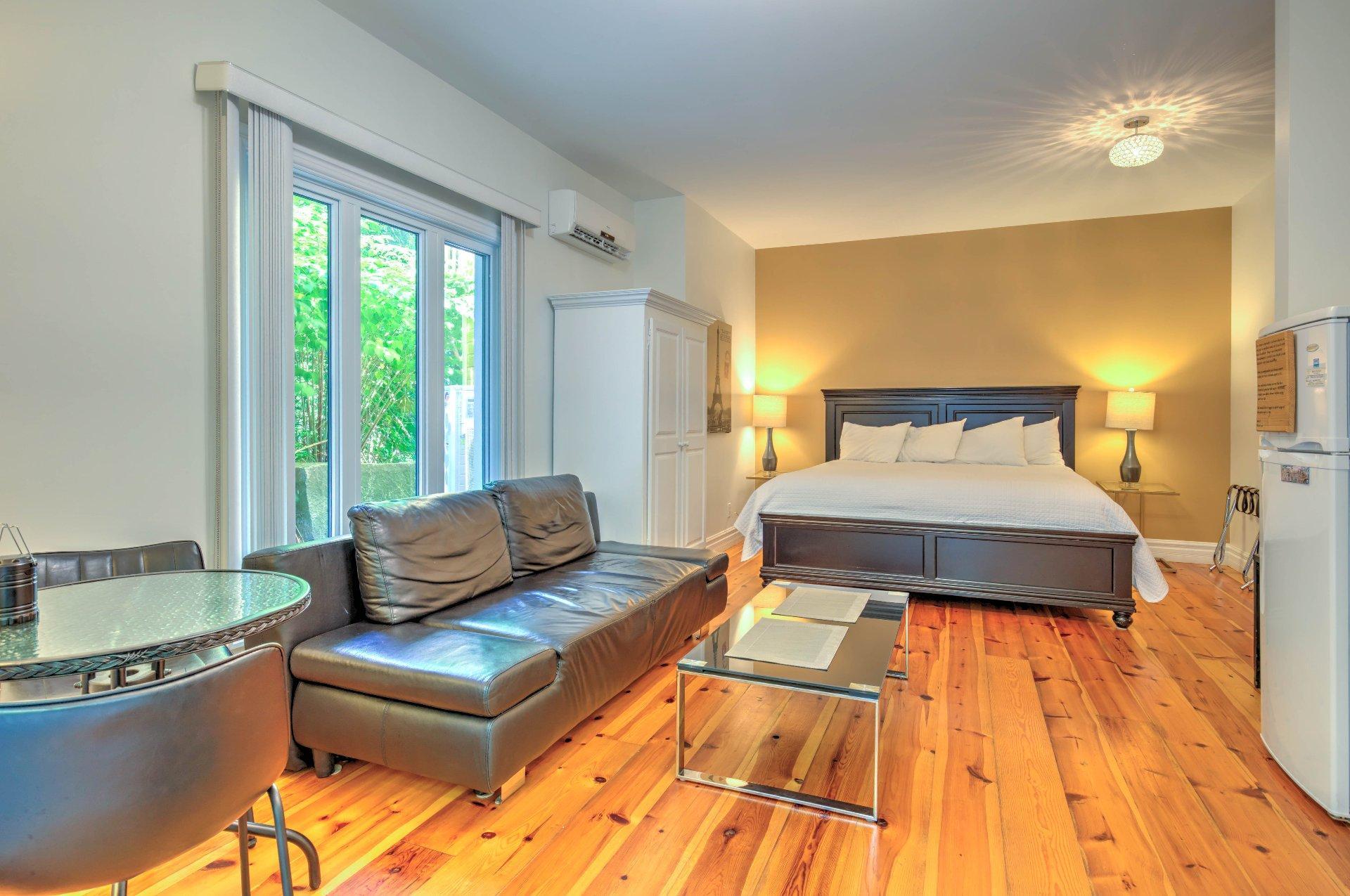 









21


Ch. Burnside

,
La Pêche,




QC
J0X3G0

