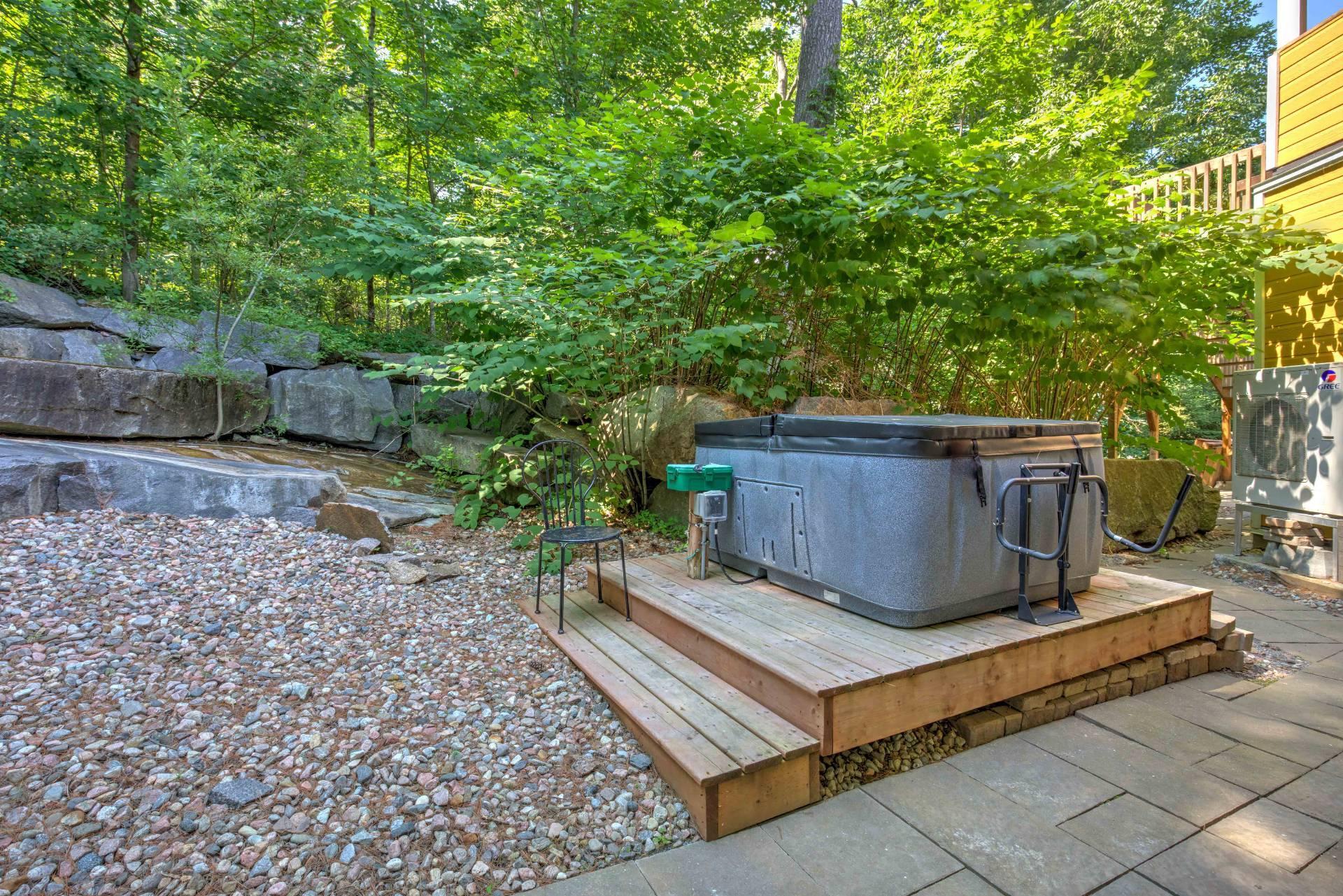 









21


Ch. Burnside

,
La Pêche,




QC
J0X3G0

