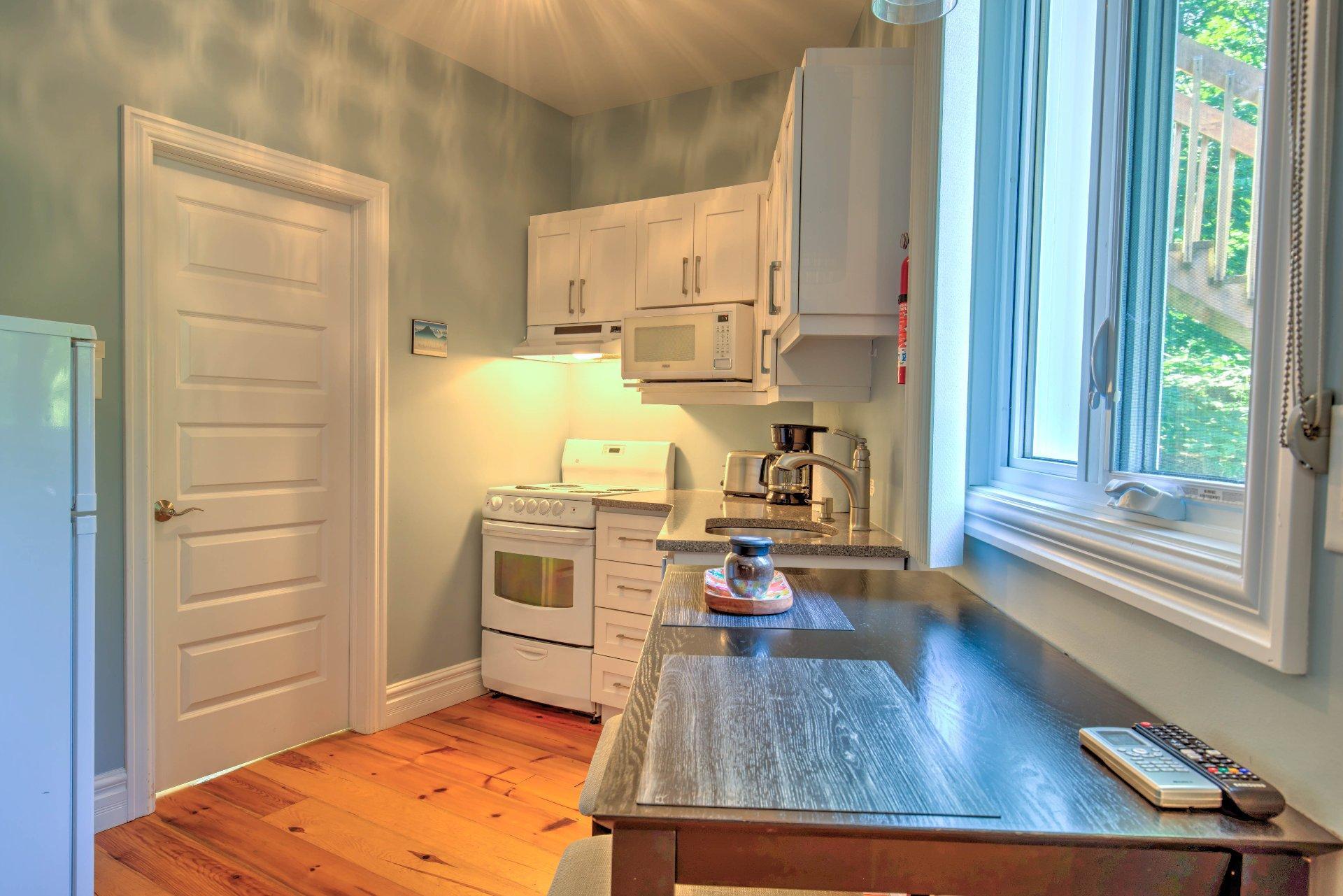 









21


Ch. Burnside

,
La Pêche,




QC
J0X3G0

