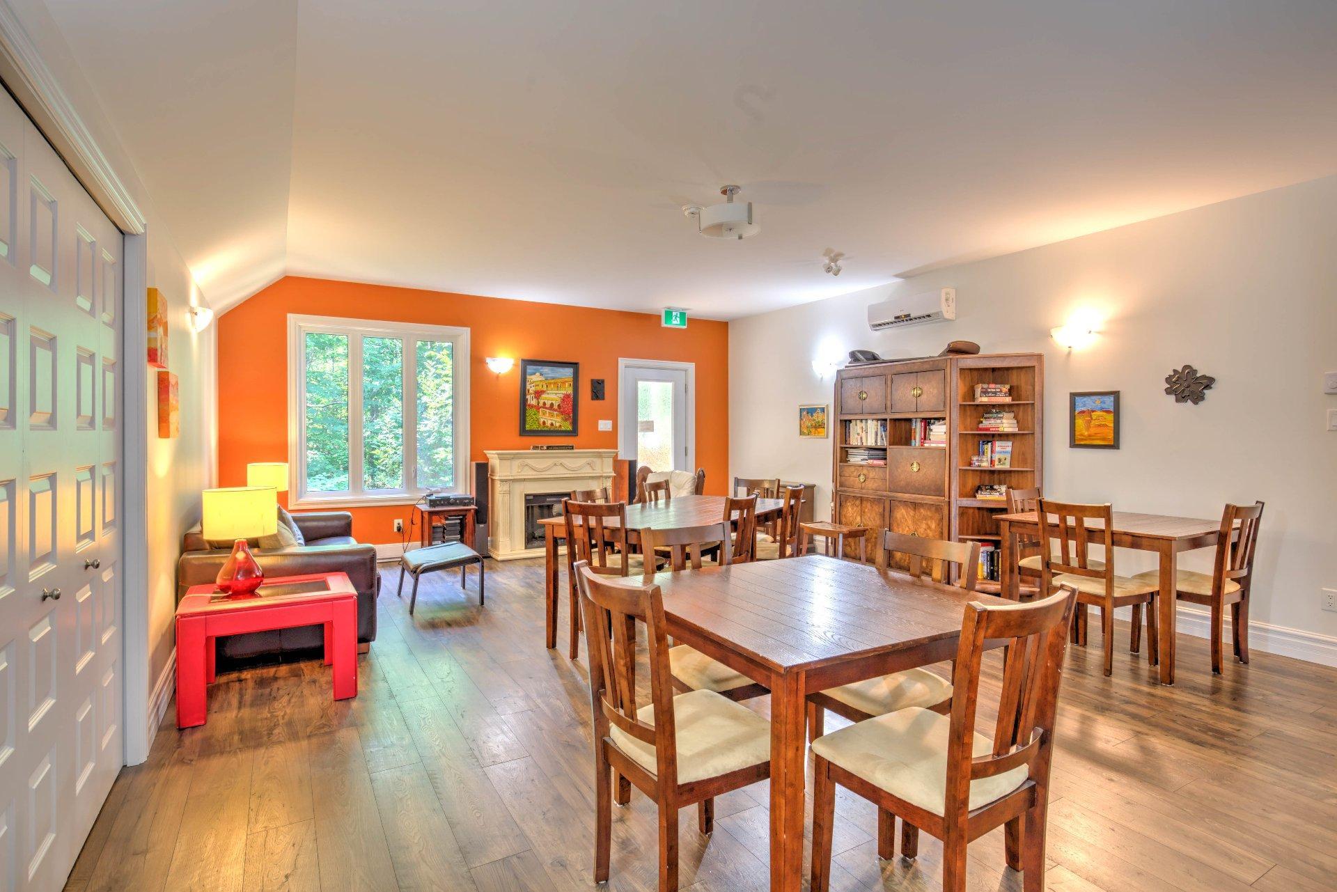 









21


Ch. Burnside

,
La Pêche,




QC
J0X3G0

