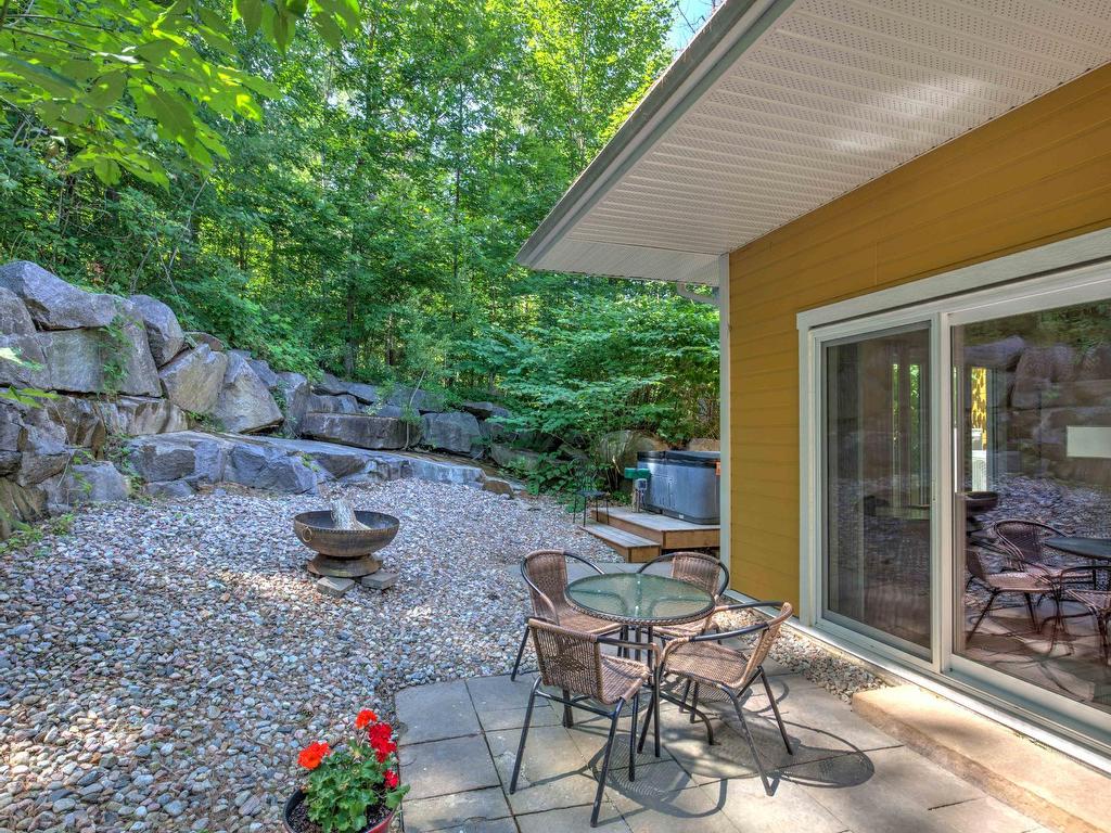 









21Z


Ch. Burnside

,
La Pêche,




QC
J0X3G0

