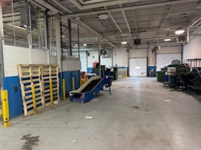 









600


Boul. Industriel

, E,
Saint-Jean-sur-Richelieu,




QC
J3B4S7

