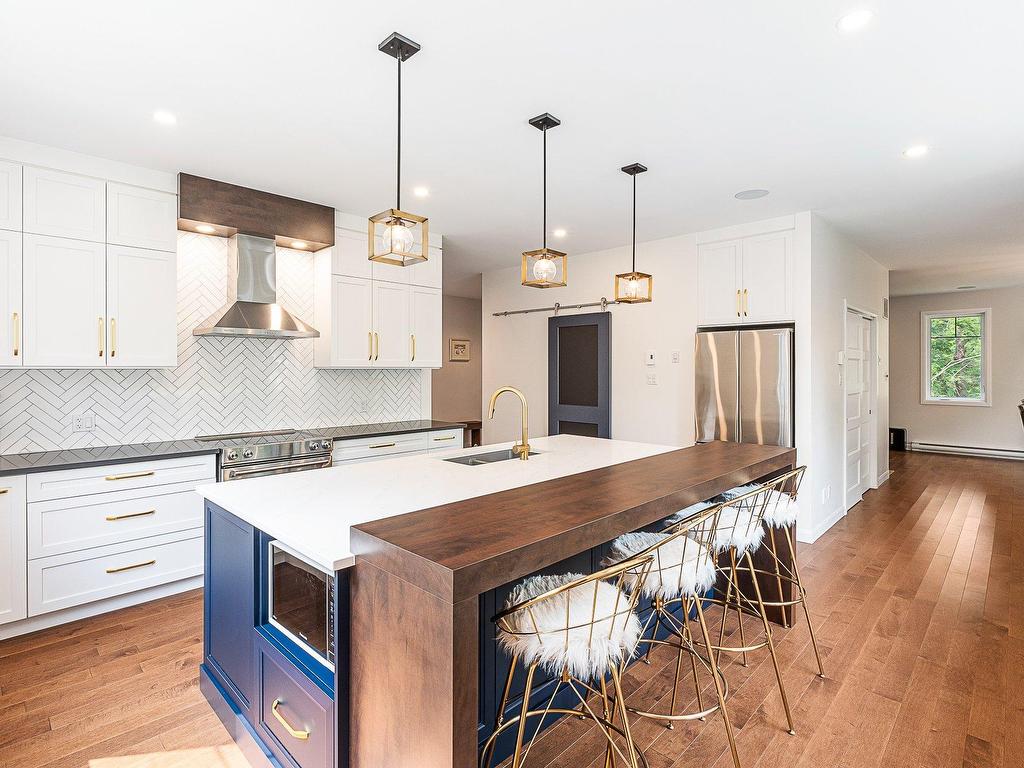 









4


Rue de la Rivière

,
Lac-Brome,




QC
J0E1R0

