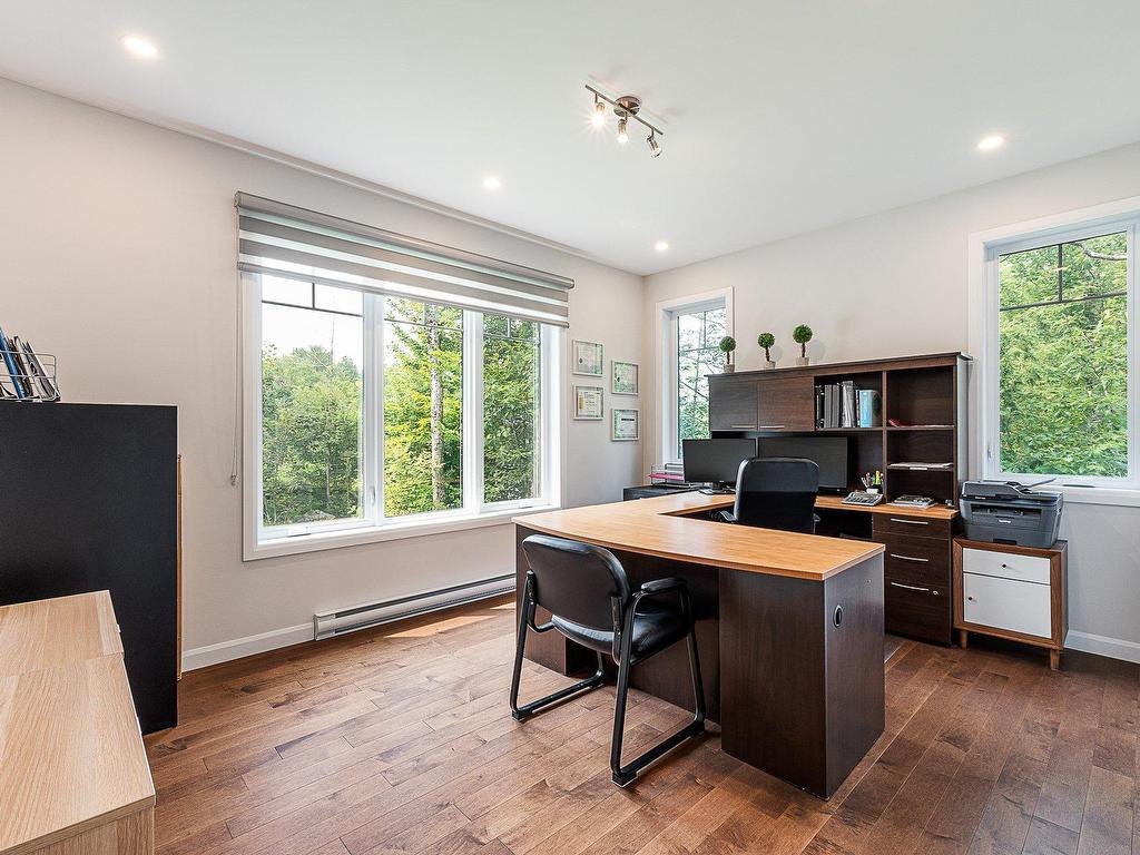 









4


Rue de la Rivière

,
Lac-Brome,




QC
J0E1R0

