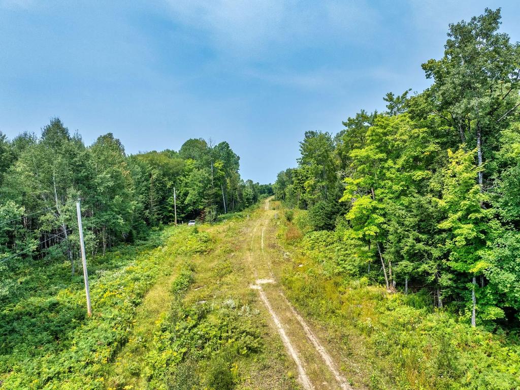 












Appian Way

,
Nominingue,







QC
J0W1R0

