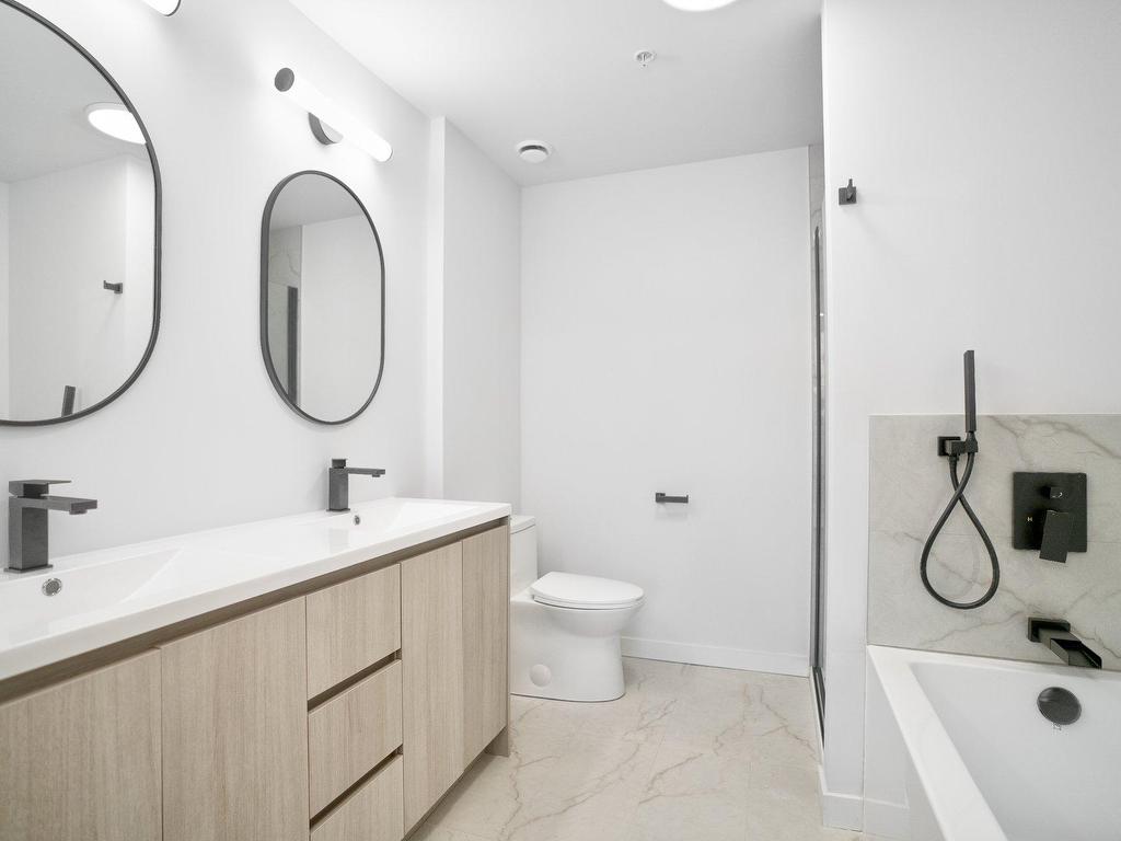 









1020


Rue Levert

, 205,
Montréal (Verdun/Île-des-Soeurs),




QC
H3E0G4

