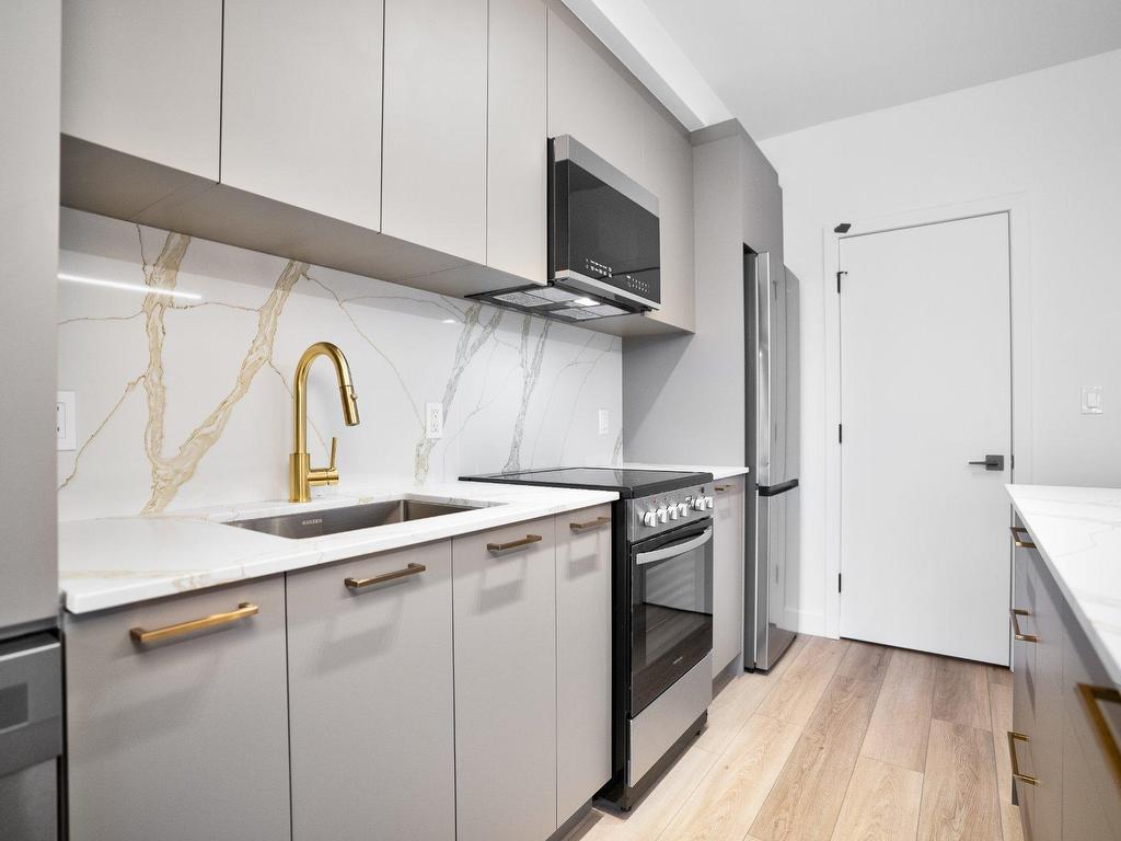 









1020


Rue Levert

, 205,
Montréal (Verdun/Île-des-Soeurs),




QC
H3E0G4

