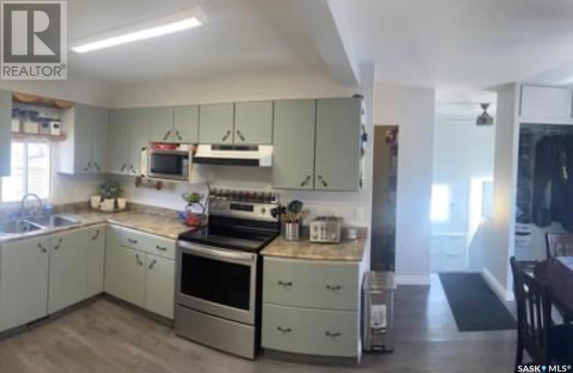 












416 flinport ROAD

,
Denare Beach,




Saskatchewan
S0P0B0

