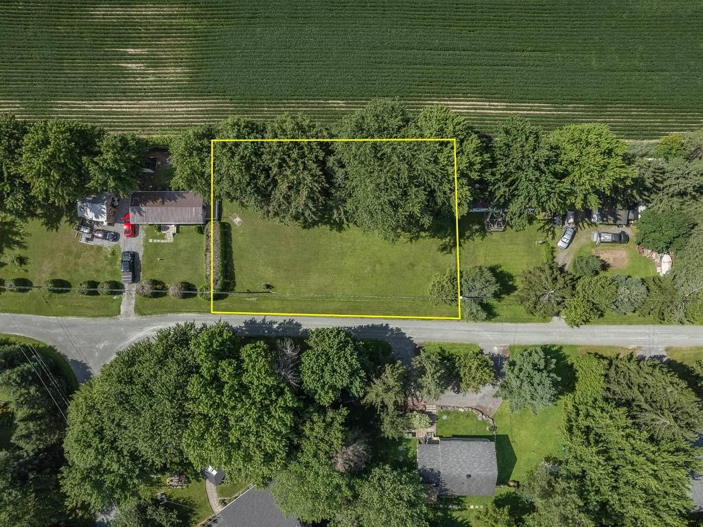 









238


Rue des Cèdres

,
Saint-Pie,







QC
J0H1W0

