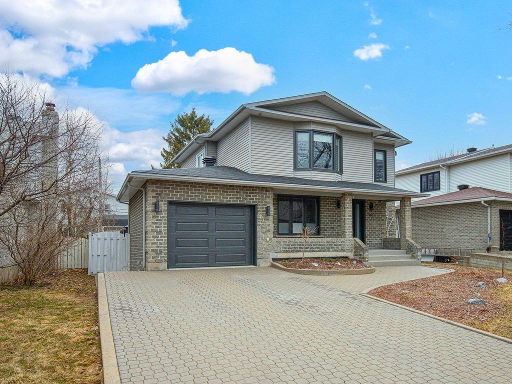 









370


Rue Léotable-Dubuc

,
La Prairie,




QC
J5R5M4

