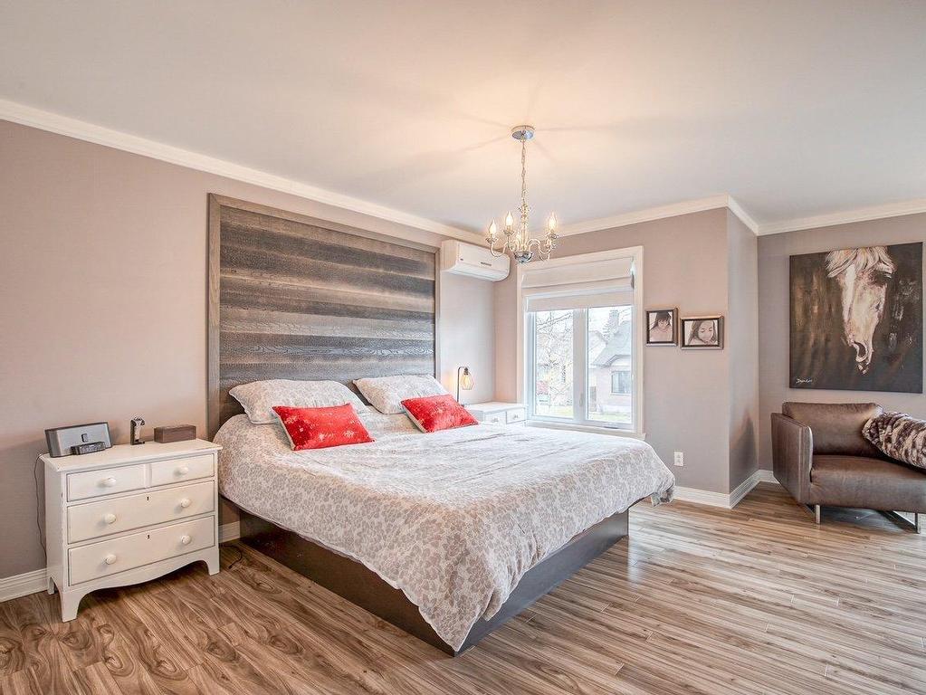 









370


Rue Léotable-Dubuc

,
La Prairie,




QC
J5R5M4

