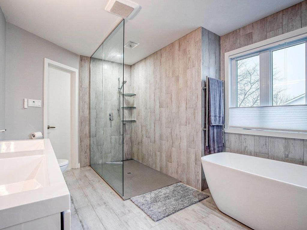 









370


Rue Léotable-Dubuc

,
La Prairie,




QC
J5R5M4

