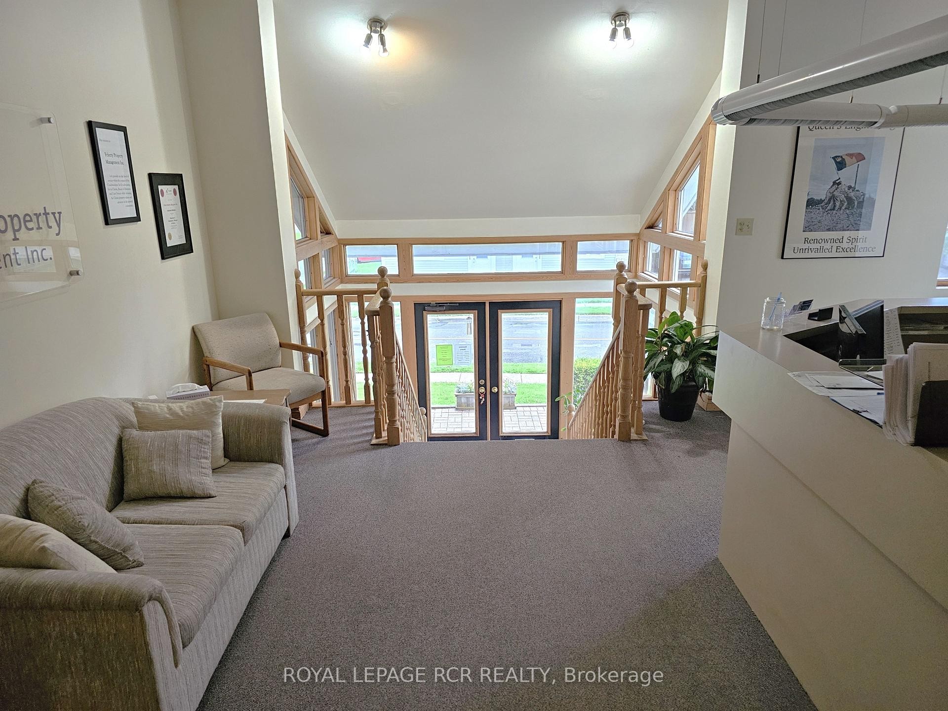 









411


Queen

Street, Main 2C,
Newmarket,




ON
L3Y 2G9

