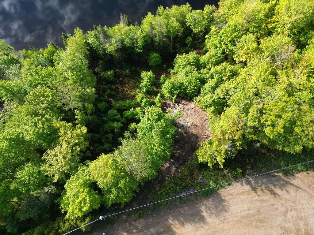 









18


Ch. Lisbourg

,
Wentworth-Nord,







QC
J0T1B0

