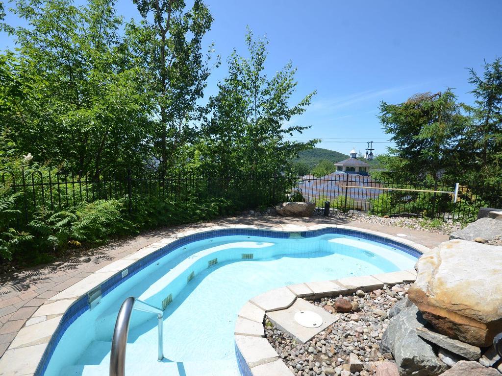 









140


Ch. au Pied-de-la-Montagne

, 243,
Mont-Tremblant,




QC
J8E3M2

