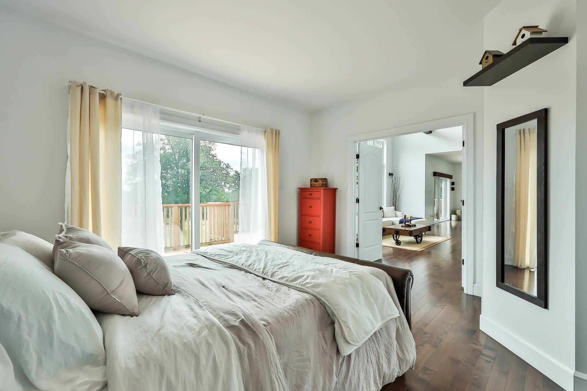 









2060


Côte St-Victor

,
Papineauville,







QC
J0V1R0

