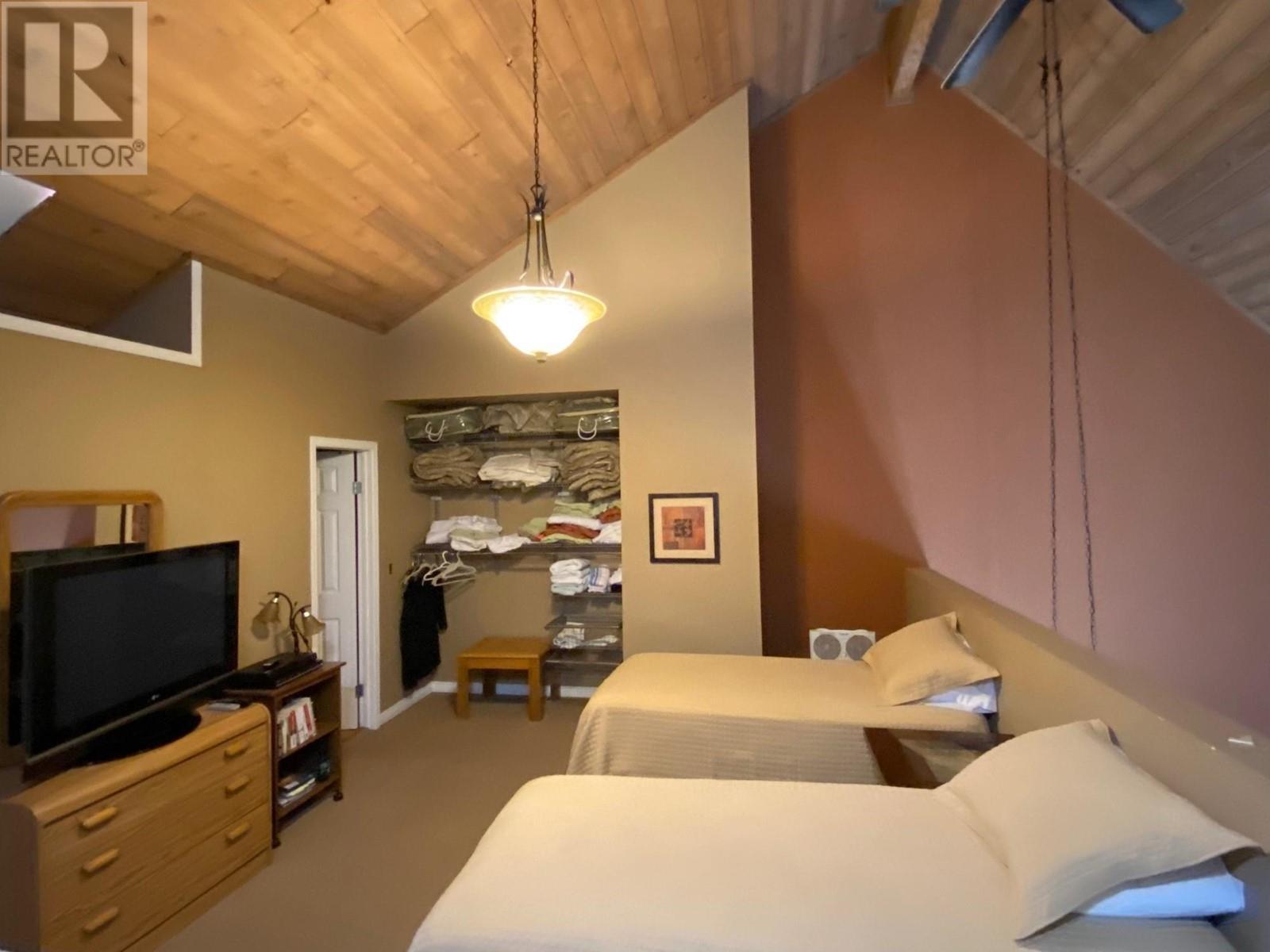 












850 NORTHSTAR Drive Unit# 190

,
Kimberley,




British Columbia
V1A3E9

