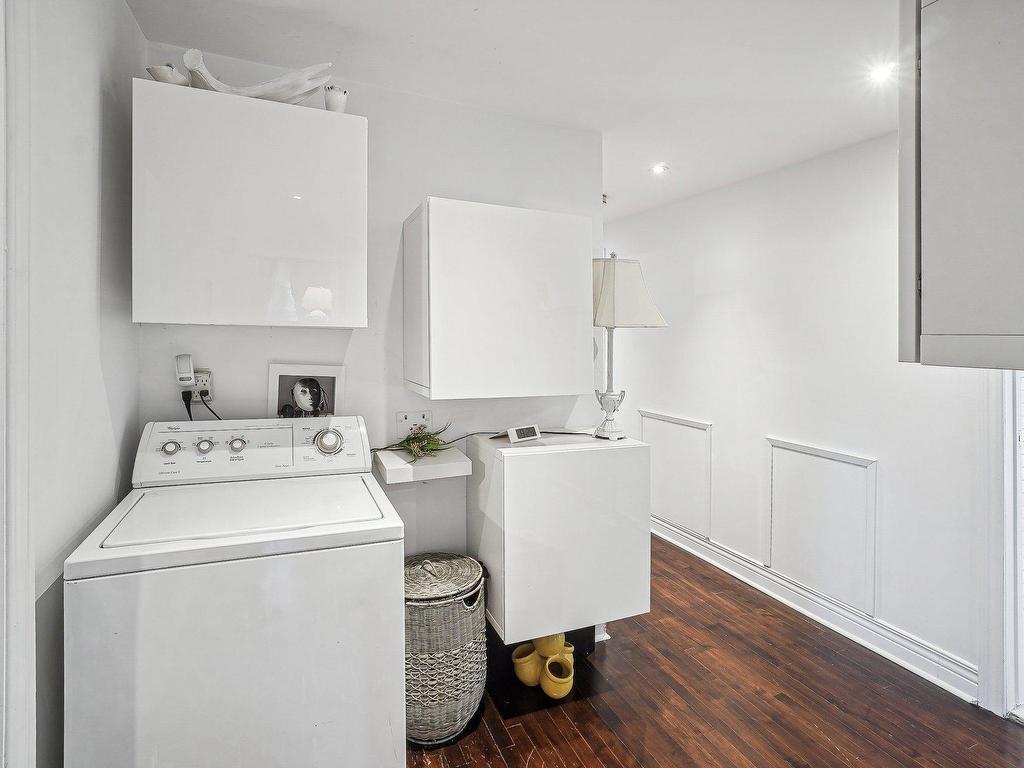 









3045

 - 3047


Av. de Brighton

,
Montréal (Côte-des-Neiges/Notre-Dame-de-Grâce),




QC
H3S1T7

