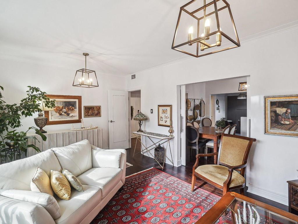 









3045

 - 3047


Av. de Brighton

,
Montréal (Côte-des-Neiges/Notre-Dame-de-Grâce),




QC
H3S1T7

