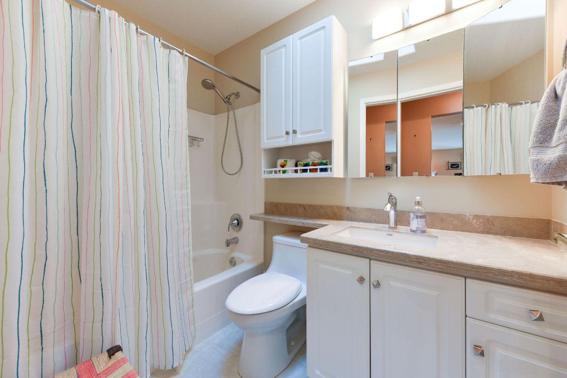 









505


Redwing

Drive,
Penticton,




BC
V2A 8N7

