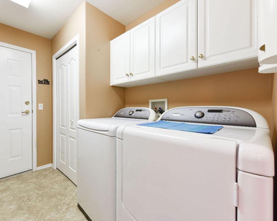 









505


Redwing

Drive,
Penticton,




BC
V2A 8N7

