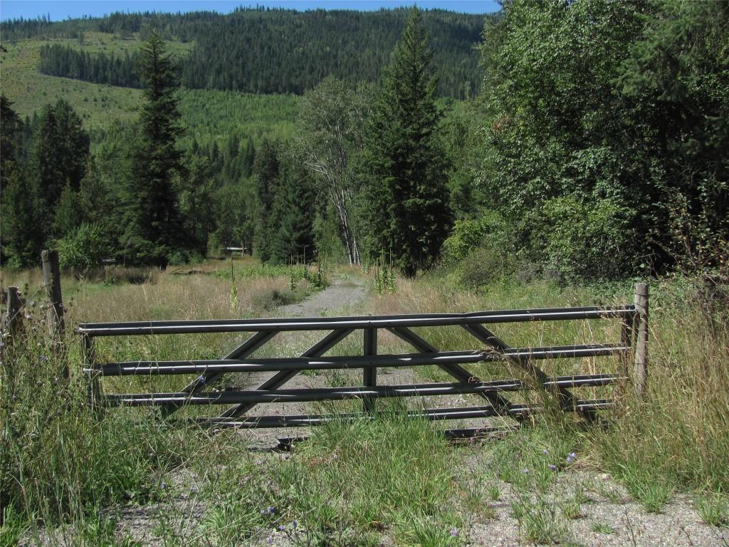 









130  Acres


Sugar Lake-Sihlis FSR

Road,
Cherryville,







BC
V0E 2G3

