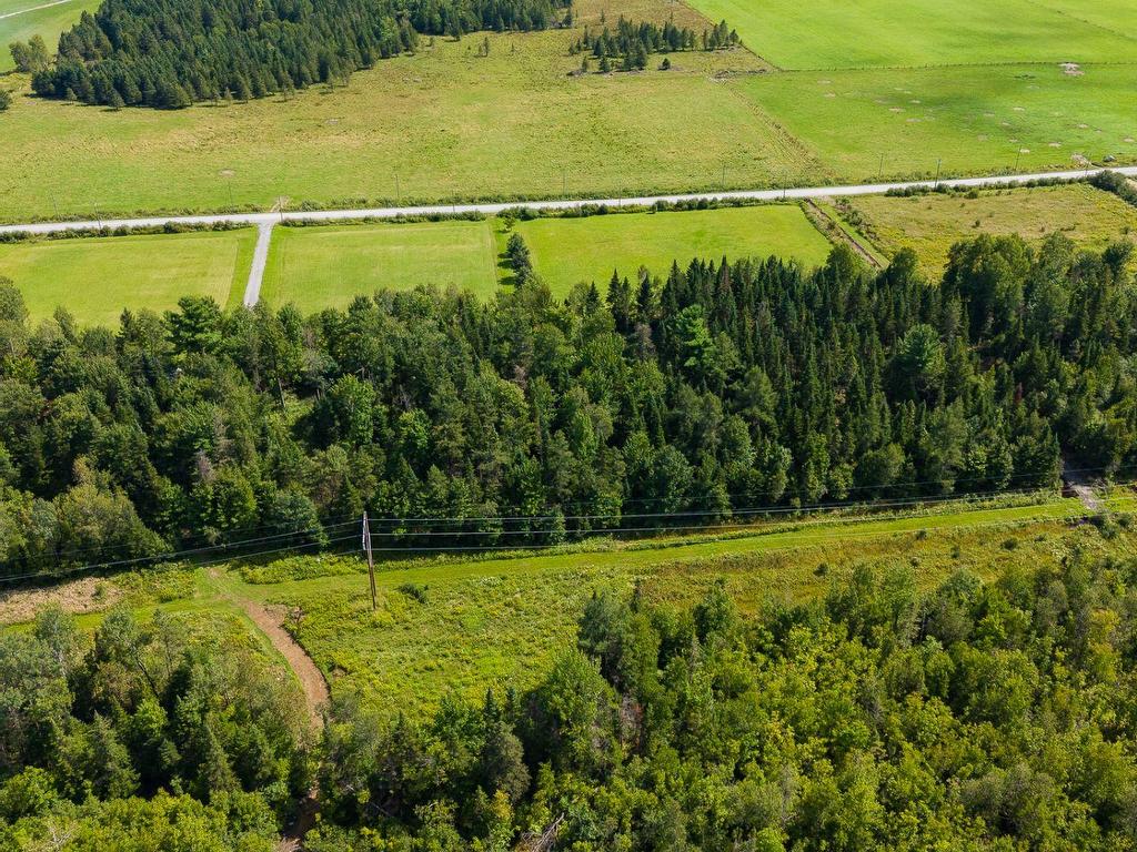 












Ch. Beaulé

,
Dudswell,







QC
J0B2L0

