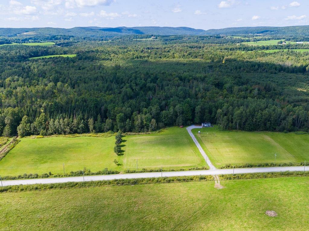












Ch. Beaulé

,
Dudswell,







QC
J0B2L0

