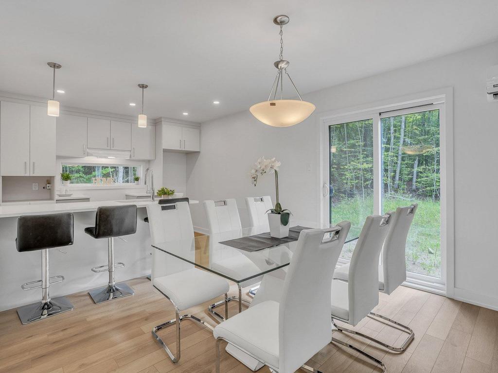 









14A


Ch. Crouch

,
Val-des-Monts,




QC
J8M1M9

