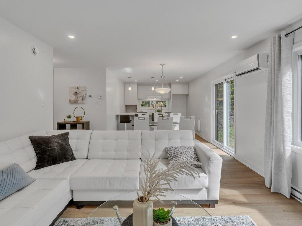









14A


Ch. Crouch

,
Val-des-Monts,




QC
J8M1M9

