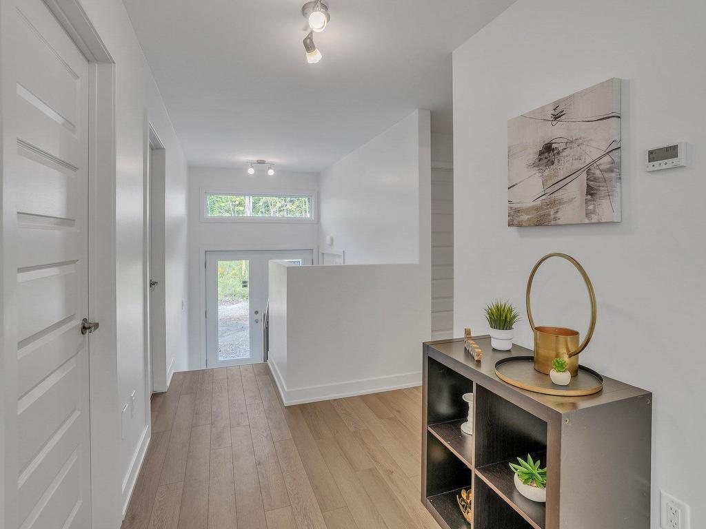









14A


Ch. Crouch

,
Val-des-Monts,




QC
J8M1M9

