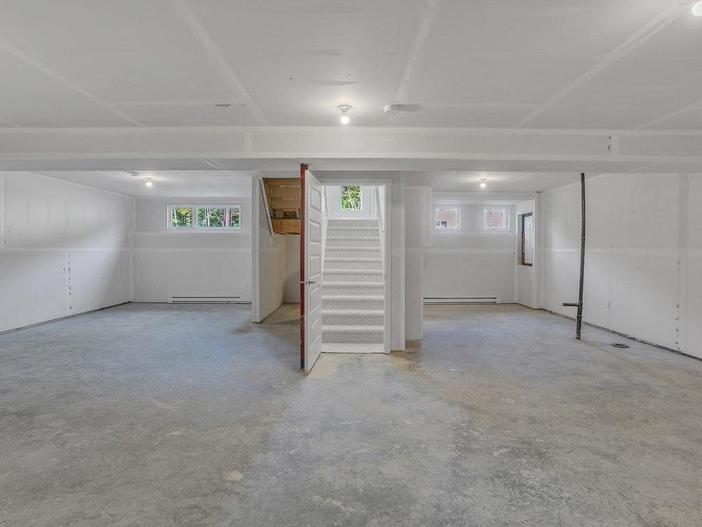 









14A


Ch. Crouch

,
Val-des-Monts,




QC
J8M1M9

