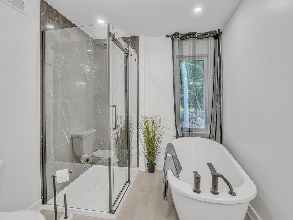 









14A


Ch. Crouch

,
Val-des-Monts,




QC
J8M1M9

