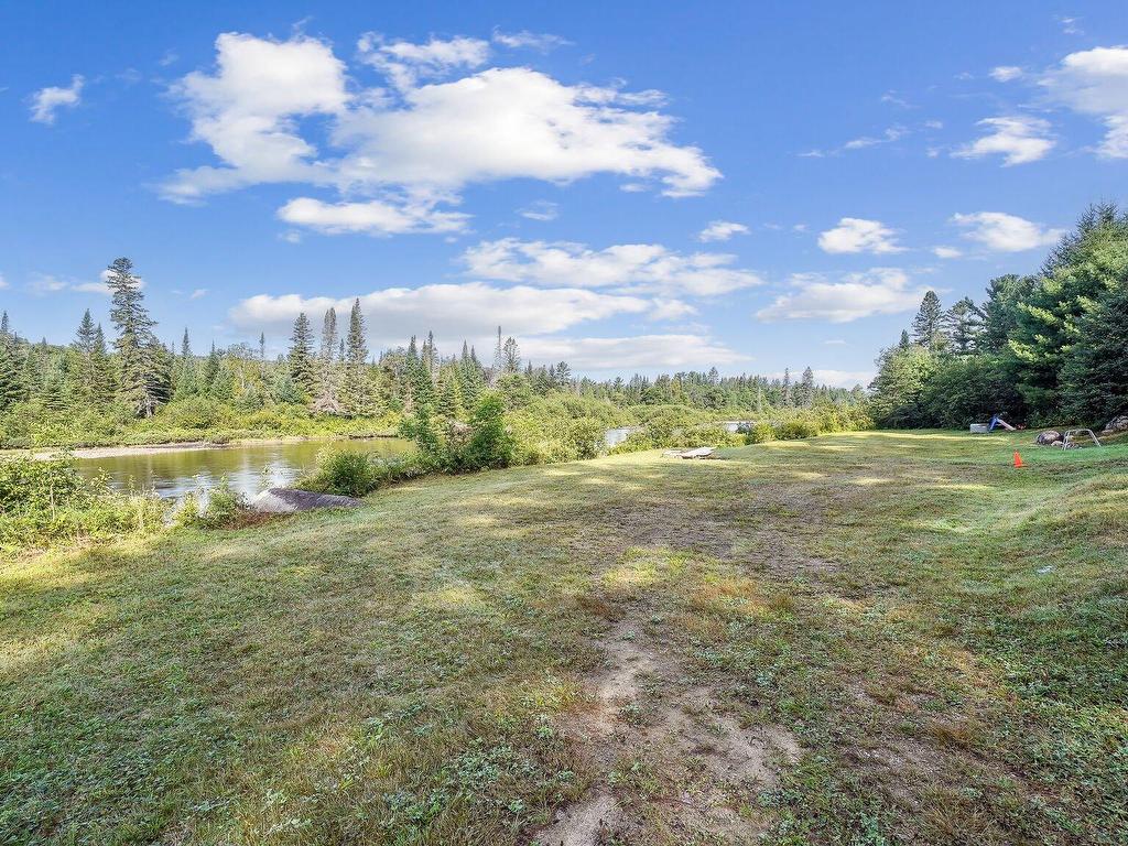 









801


Rue de la Côte-Jaune

,
Chertsey,




QC
J0K3K0

