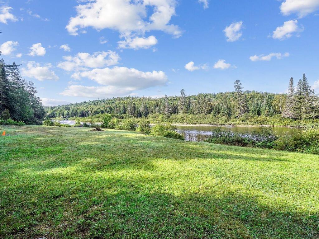 









801


Rue de la Côte-Jaune

,
Chertsey,




QC
J0K3K0

