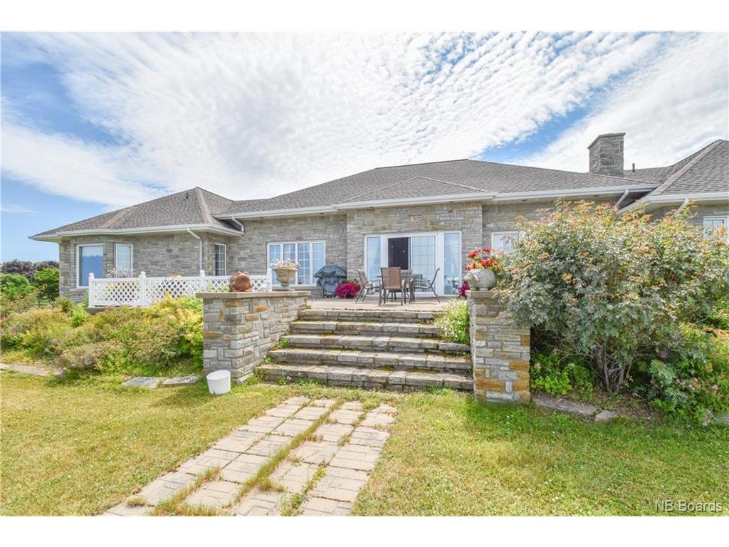 









115


St-Pierre Est

BLVD,
Caraquet,




NB
E1W 1A9


