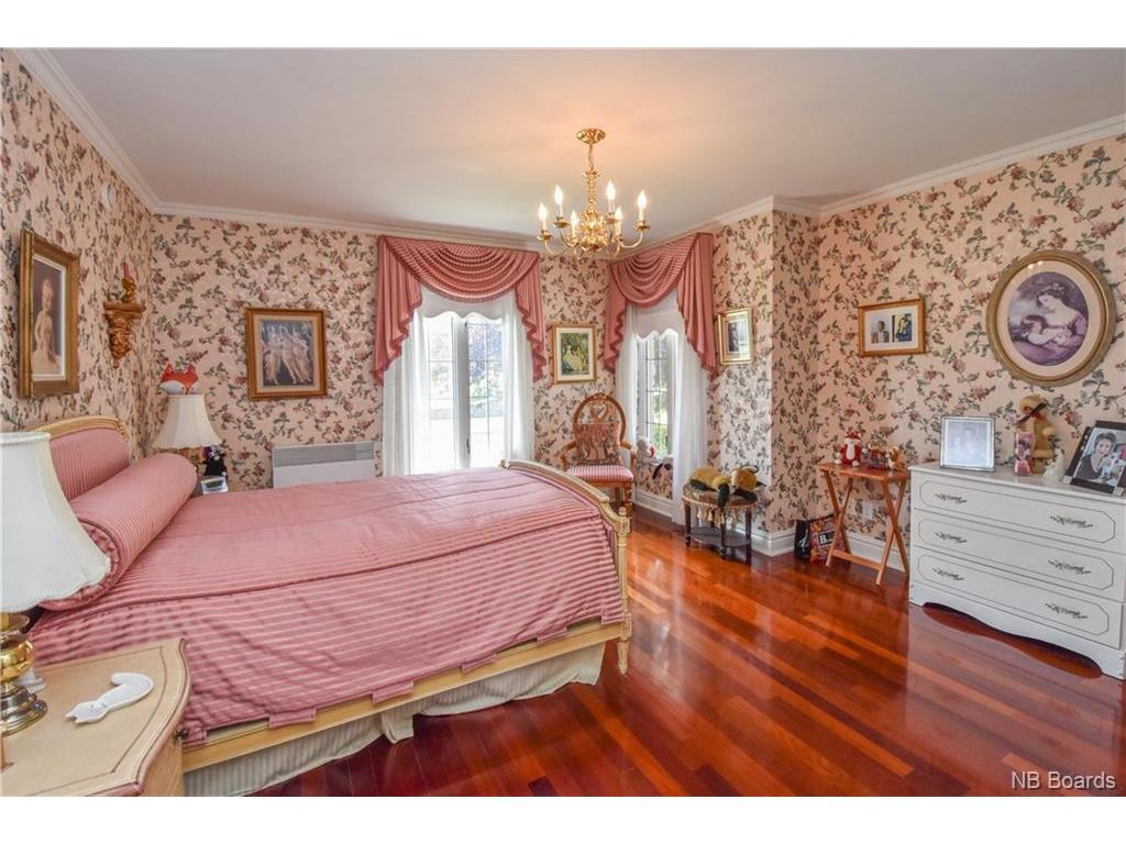 









115


St-Pierre Est

BLVD,
Caraquet,




NB
E1W 1A9

