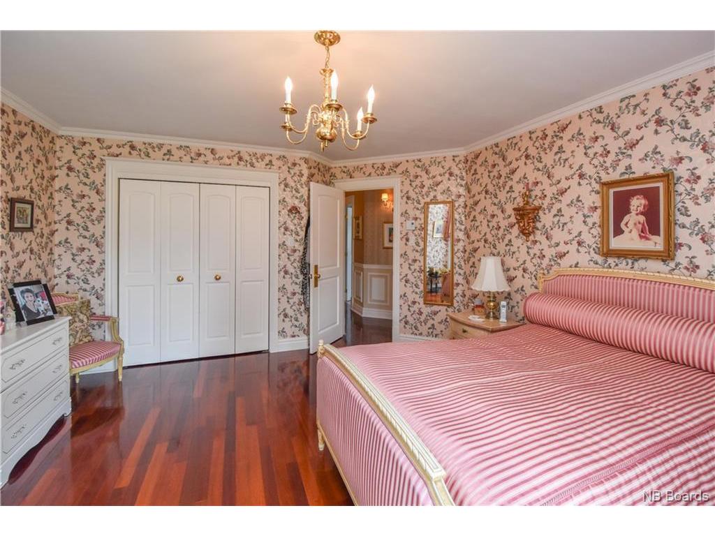 









115


St-Pierre Est

BLVD,
Caraquet,




NB
E1W 1A9

