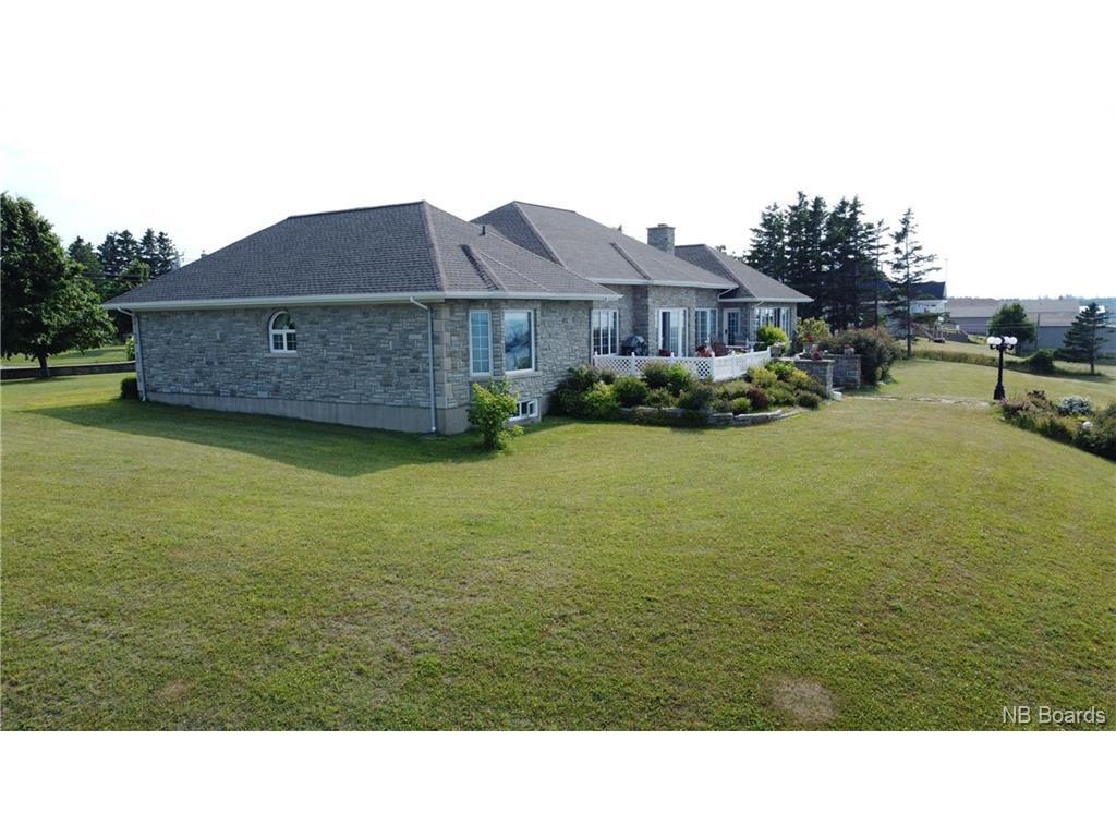 









115


St-Pierre Est

BLVD,
Caraquet,




NB
E1W 1A9

