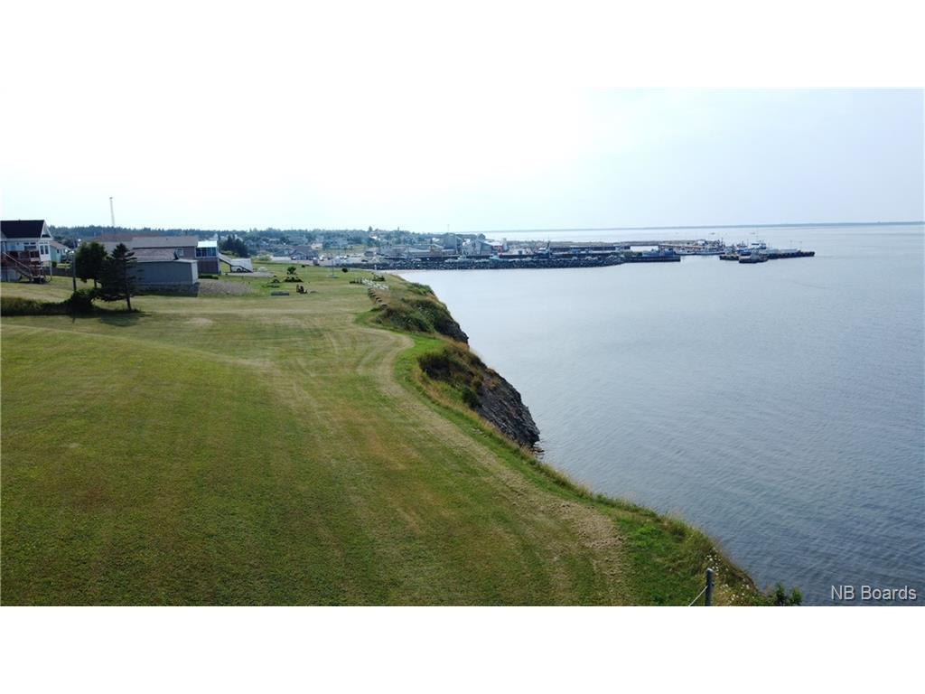 









115


St-Pierre Est

BLVD,
Caraquet,




NB
E1W 1A9

