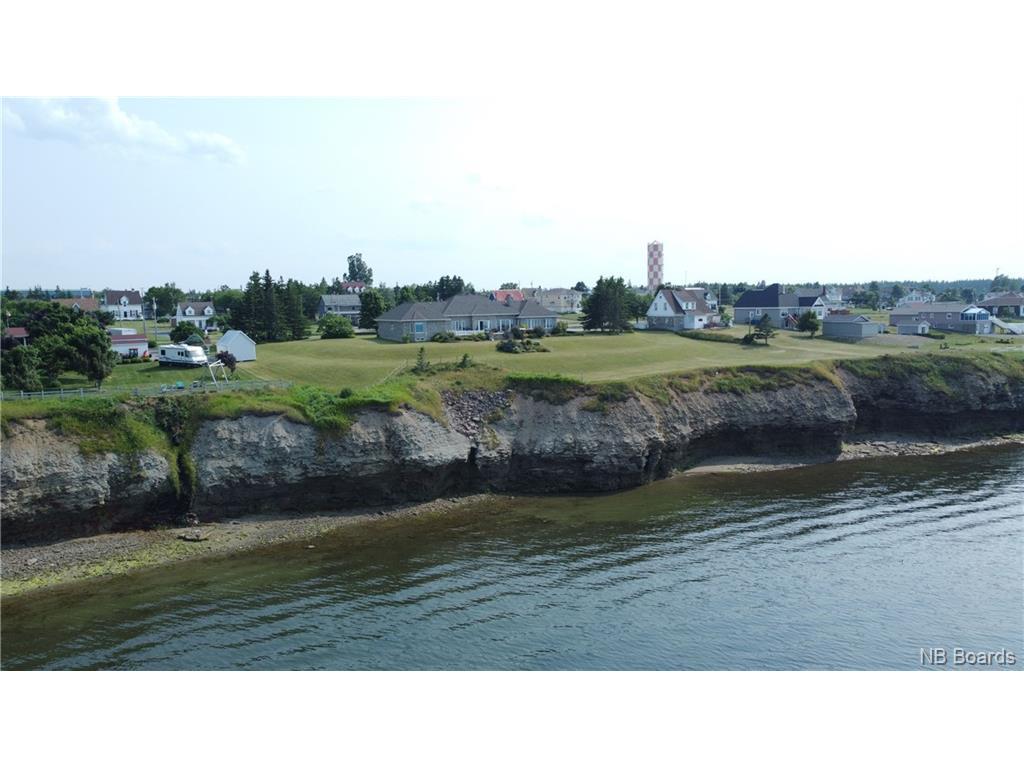 









115


St-Pierre Est

BLVD,
Caraquet,




NB
E1W 1A9

