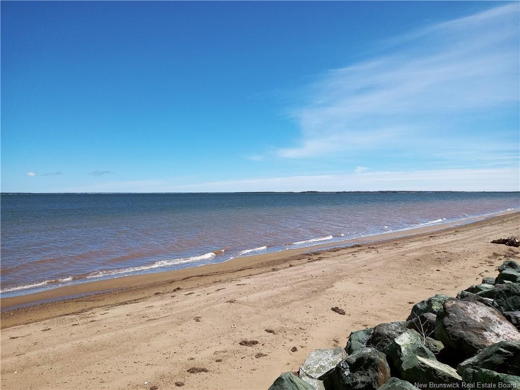 









15


Des Hirondelles

LANE,
Chiasson Office,




NB
E8S 2N4

