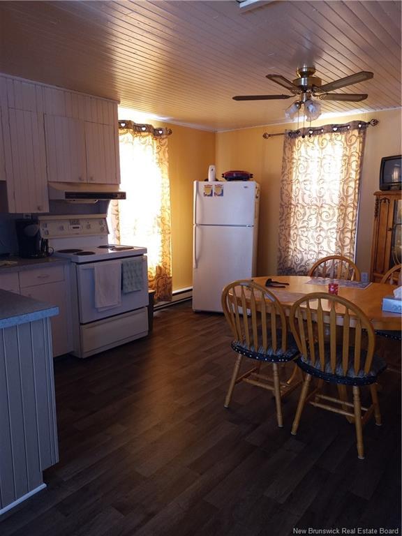 









15


Des Hirondelles

LANE,
Chiasson Office,




NB
E8S 2N4


