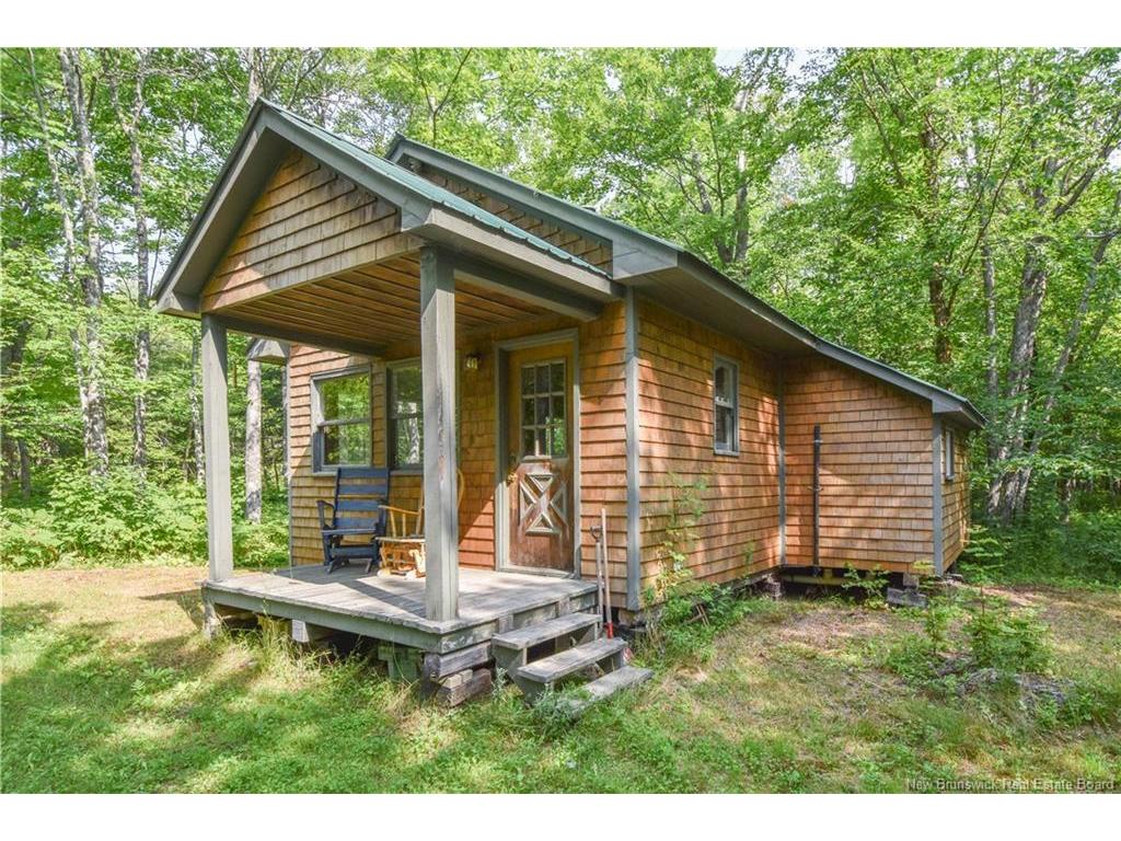 









Lot


Paquetville

RD,
Paquetville,







NB
E8R 1E6

