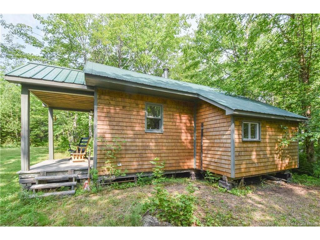 









Lot


Paquetville

RD,
Paquetville,







NB
E8R 1E6

