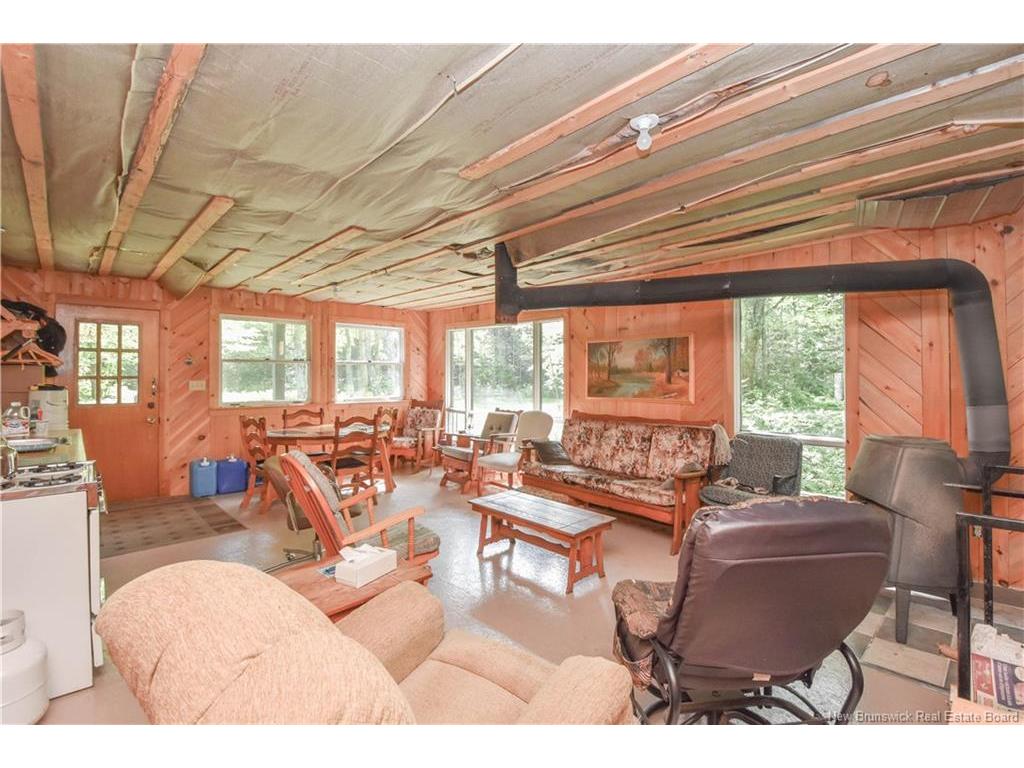 









Lot


Paquetville

RD,
Paquetville,







NB
E8R 1E6

