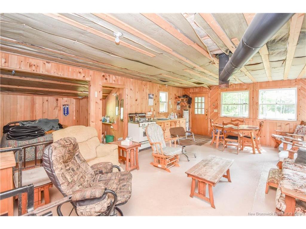 









Lot


Paquetville

RD,
Paquetville,







NB
E8R 1E6

