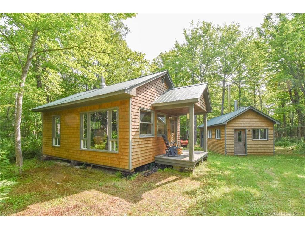 









Lot


Paquetville

RD,
Paquetville,







NB
E8R 1E6

